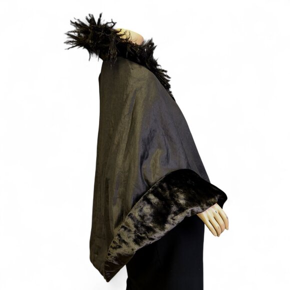 Victorian Mourning Cape * Reversible with Fur Trim - Picture 11 of 12